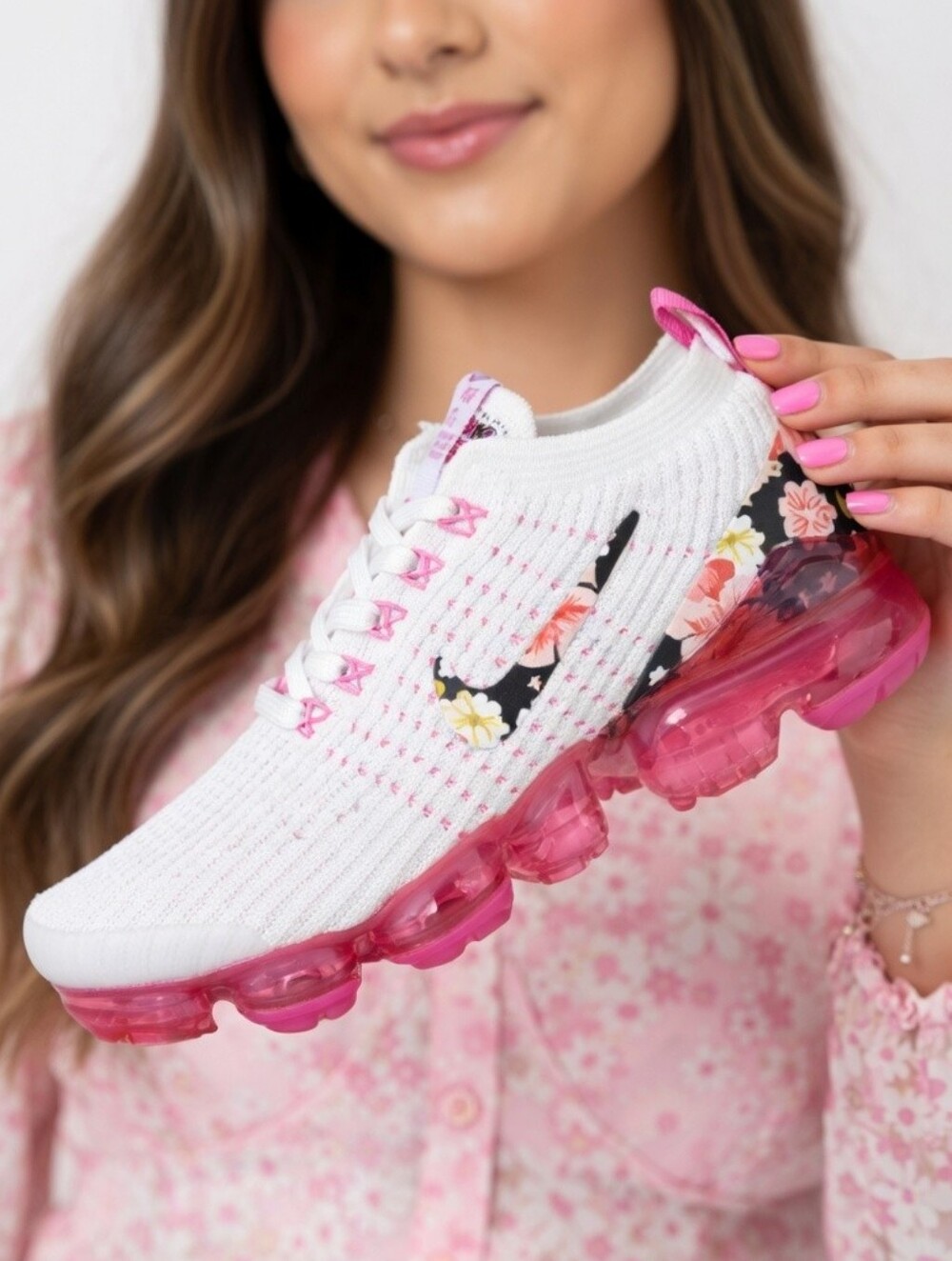 Nike Vapormax Women’s White & Pink Floral Air Sneakers 🩷 - Picture 1 of 9